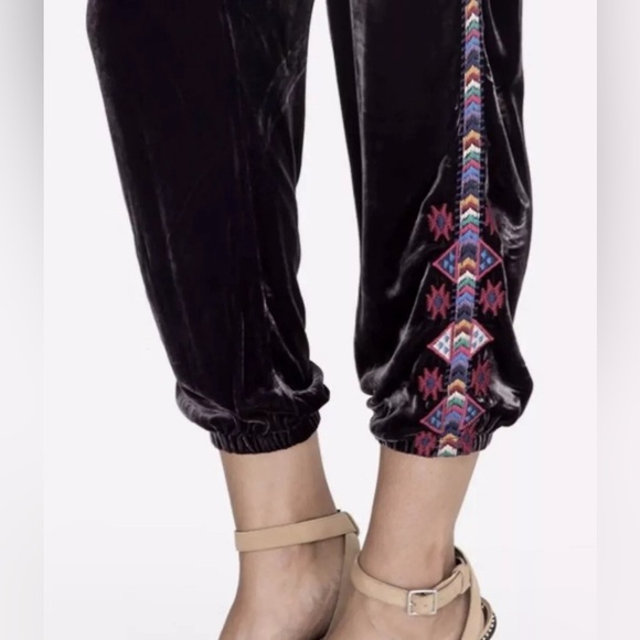 Johnny Was NWT Ruah Velvet Embroidered Luxe Jogger Pants Sz XL SOLD - Picture 5 of 7